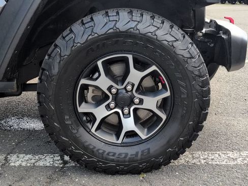 Used 2021 Jeep Wrangler Unlimited Rubicon AWD/4WD image 24