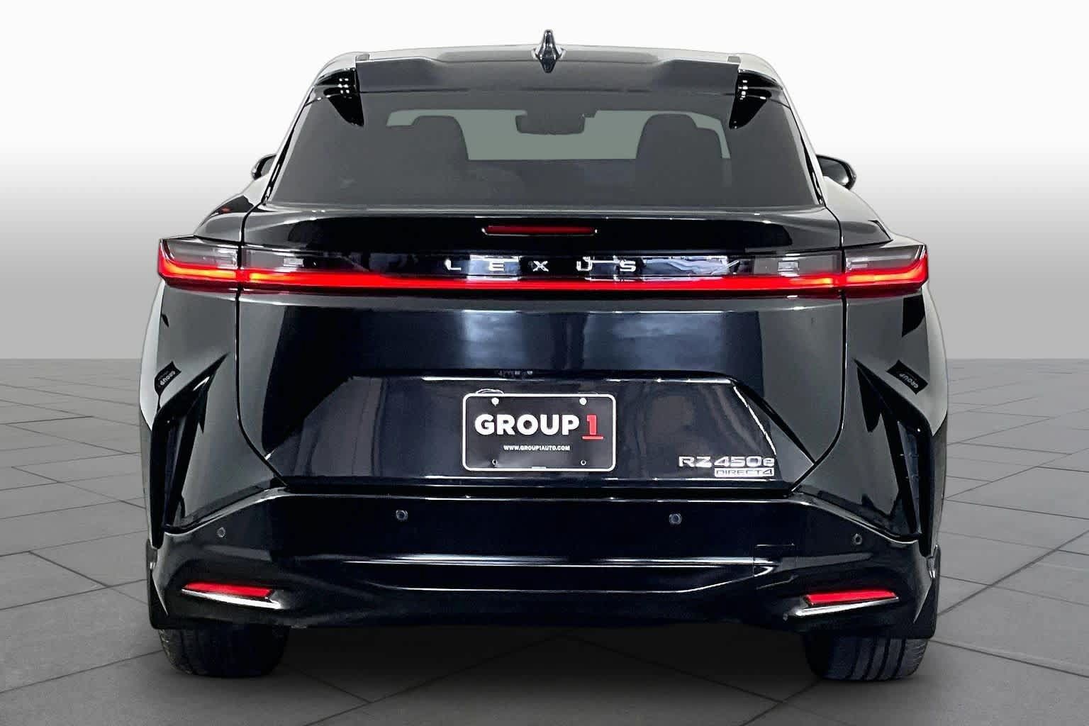 Used 2023 Lexus RZ 450e Premium w/ Technology Package AWD/4WD image 4