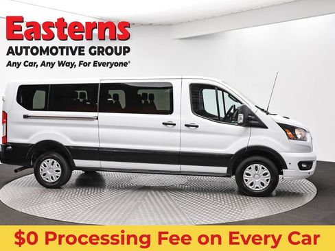 Used 2024 Ford Transit 350 XLT RWD image 4