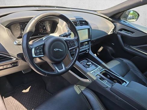 Used 2020 Jaguar F-PACE Checkered Flag AWD/4WD image 16