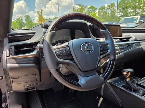 Used 2019 Lexus ES 350 w/ Premium Package FWD image 10