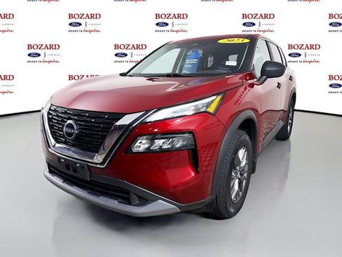 Used 2023 Nissan Rogue S AWD/4WD image 4