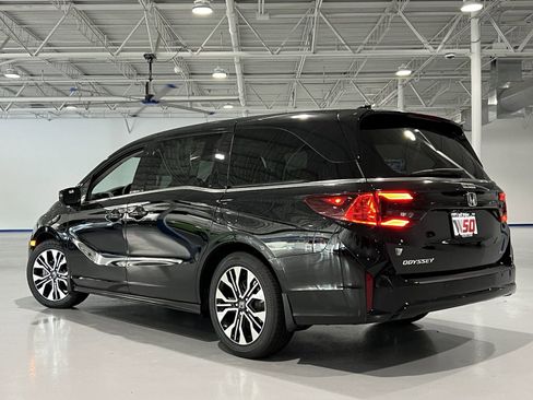 New 2026 Honda Odyssey Elite image 18