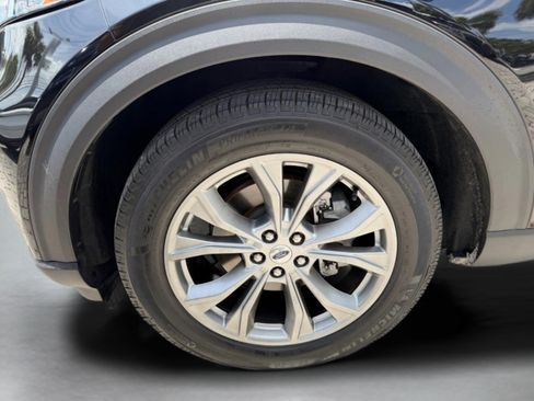Used 2023 Ford Explorer XLT w/ Equipment Group 202A RWD image 26