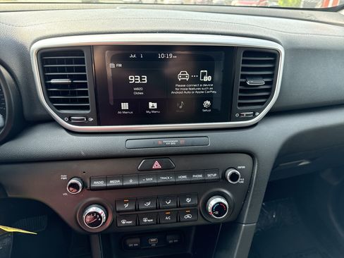 Used 2021 Kia Sportage LX AWD/4WD image 24
