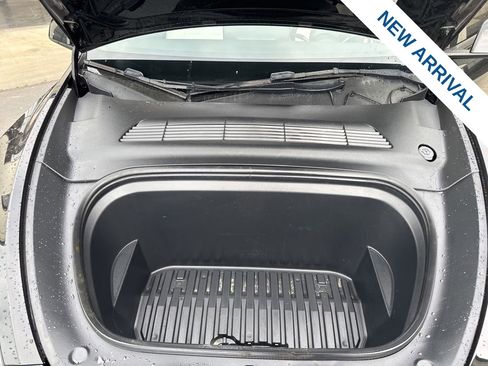 Used 2023 Tesla Model Y Performance AWD/4WD image 25