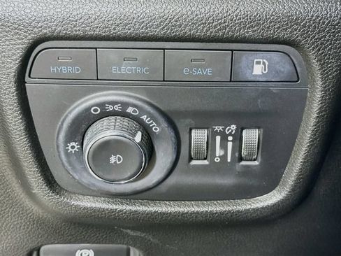 Used 2024 Jeep Grand Cherokee Limited 4xe AWD/4WD image 10