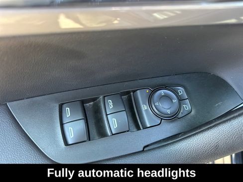 Used 2025 Chevrolet Blazer LT FWD image 12