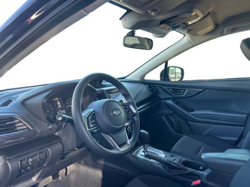 Used 2023 Subaru Crosstrek 2.0i image 9