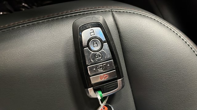 Used 2025 Ford Explorer Active w/ Active Comfort Package AWD/4WD image 20