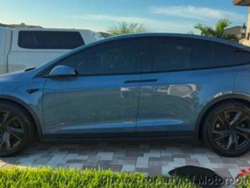 Used 2026 Tesla Model X AWD/4WD image 2
