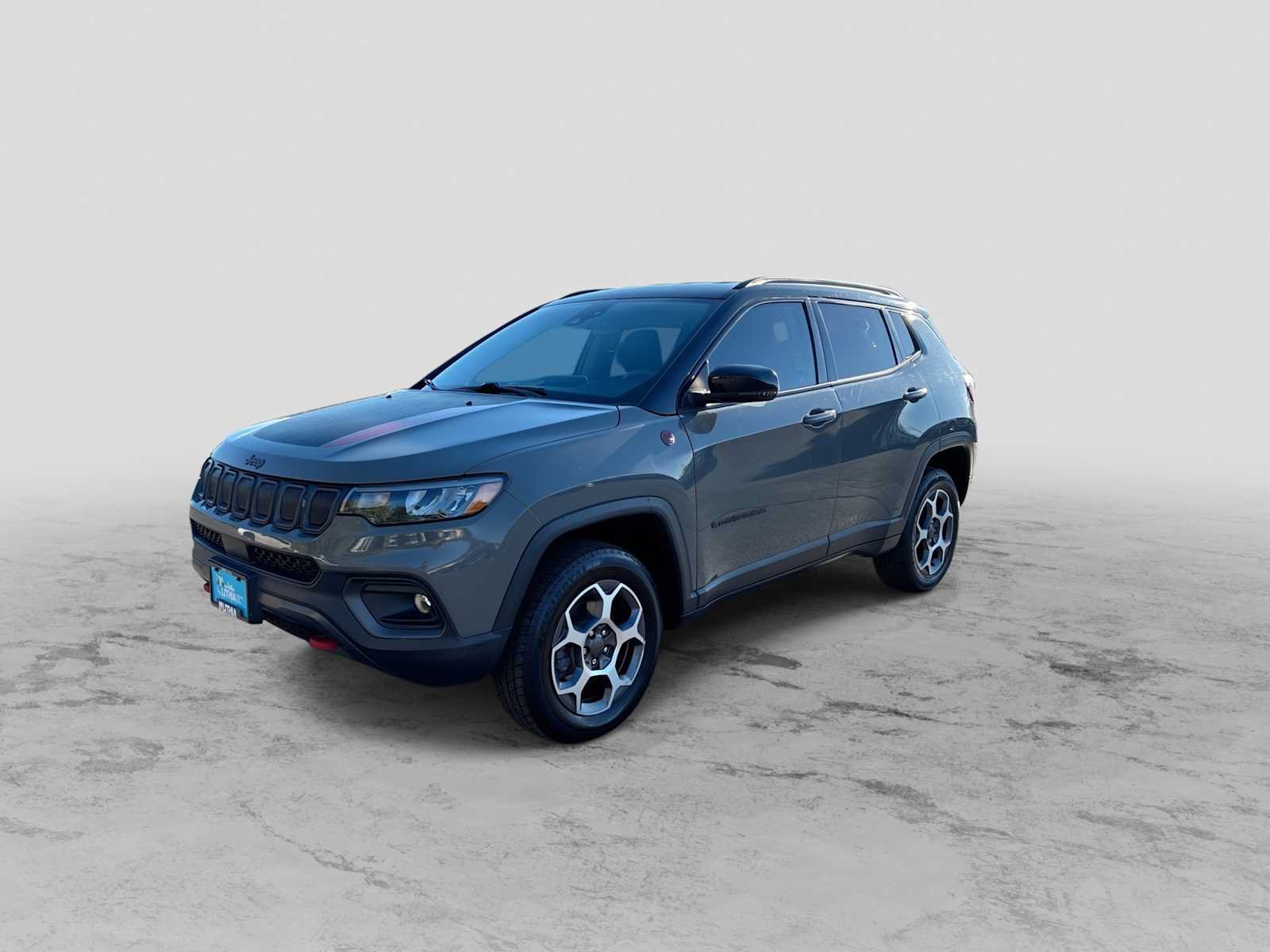 Used 2022 Jeep Compass Trailhawk AWD/4WD image 4