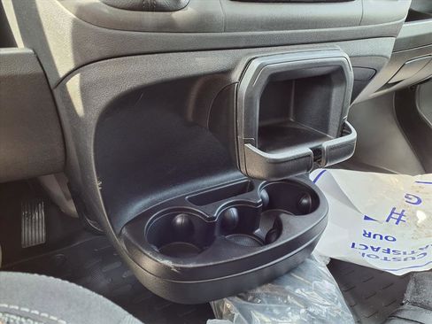 Used 2025 RAM ProMaster 2500 w/ Convenience Group image 13
