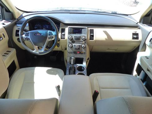 Used 2014 Ford Flex SE image 21