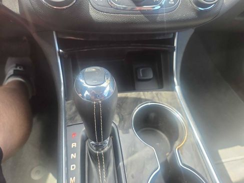 Used 2015 Chevrolet Impala LT w/ Convenience Package FWD image 15