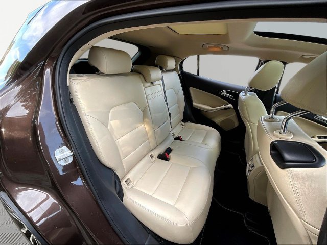 Used 2016 Mercedes-Benz GLA 250 image 26