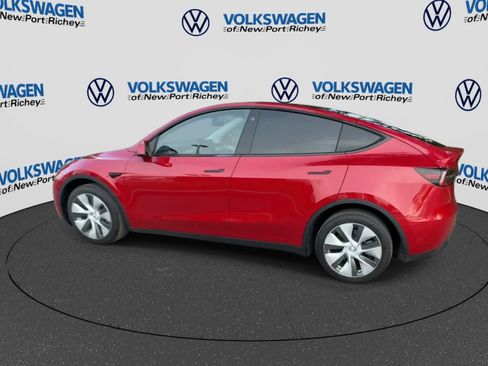 Used 2023 Tesla Model Y Long Range AWD/4WD image 5