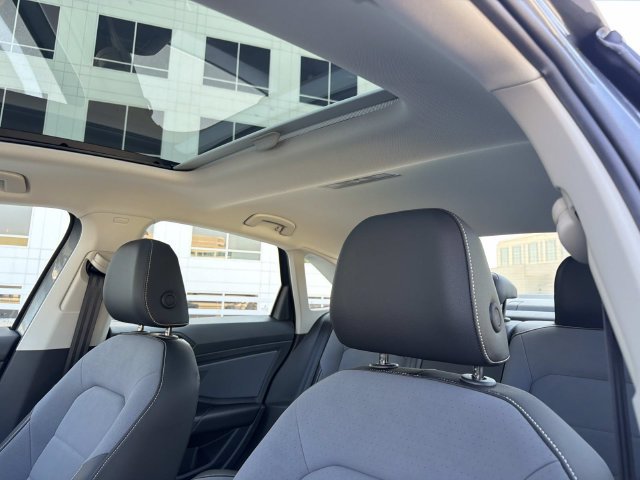 New 2026 Volkswagen Jetta SE FWD image 17