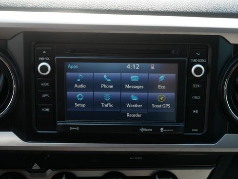 Used 2019 Toyota Tacoma SR5 AWD/4WD image 30