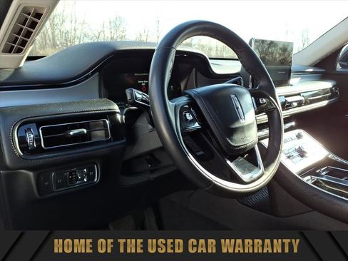 Used 2023 Lincoln Aviator AWD image 16