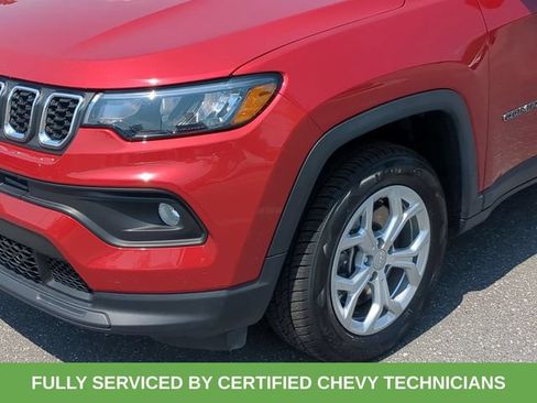 Used 2024 Jeep Compass Latitude AWD/4WD image 15