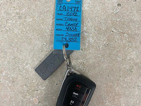 Used 2022 Toyota Camry LE image 25