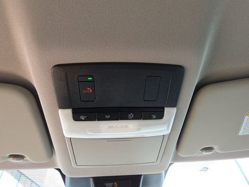 Used 2023 Nissan Rogue SV image 20