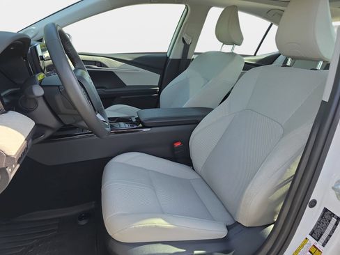 Used 2026 Toyota Camry XLE w/ Premium Plus Package FWD image 14
