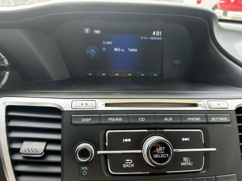 Used 2015 Honda Accord LX image 18