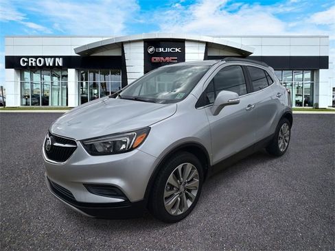 Used 2018 Buick Encore Preferred image 1