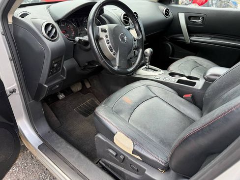 Used 2013 Nissan Rogue SL AWD/4WD image 16