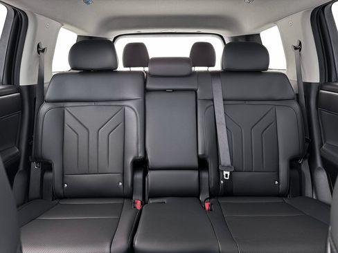 New 2026 Hyundai Santa Fe SEL AWD/4WD image 16