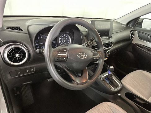 Certified 2023 Hyundai Kona SEL AWD/4WD image 17