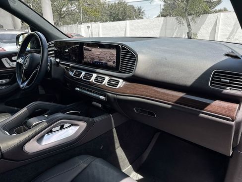 Used 2025 Mercedes-Benz GLE 350 4MATIC image 31