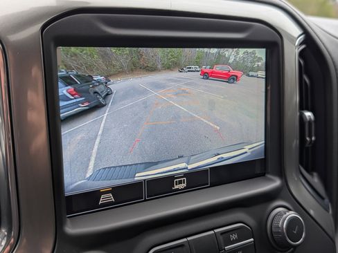 Used 2021 Chevrolet Silverado 1500 LT Trail Boss w/ Convenience Package II image 27