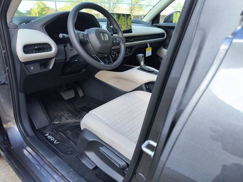 New 2026 Honda HR-V LX image 2