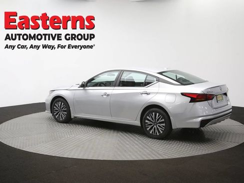 Used 2023 Nissan Altima 2.5 SV AWD/4WD image 62