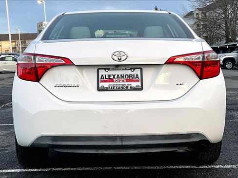 Used 2016 Toyota Corolla LE image 4