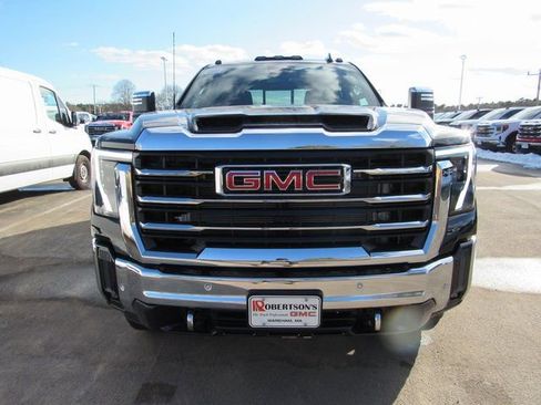 New 2026 GMC Sierra 2500 SLT w/ SLT Premium Package AWD/4WD image 4