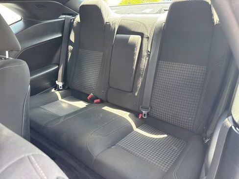 Used 2019 Dodge Challenger SXT w/ Driver Convenience Group RWD image 16