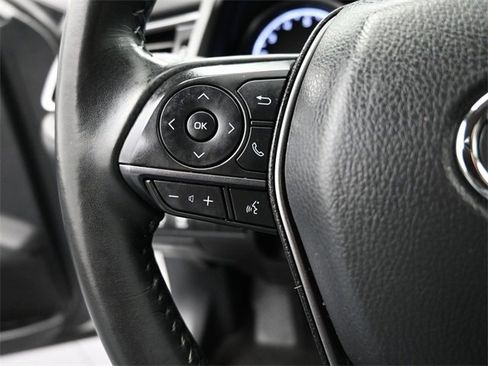 Used 2023 Toyota Camry SE image 29