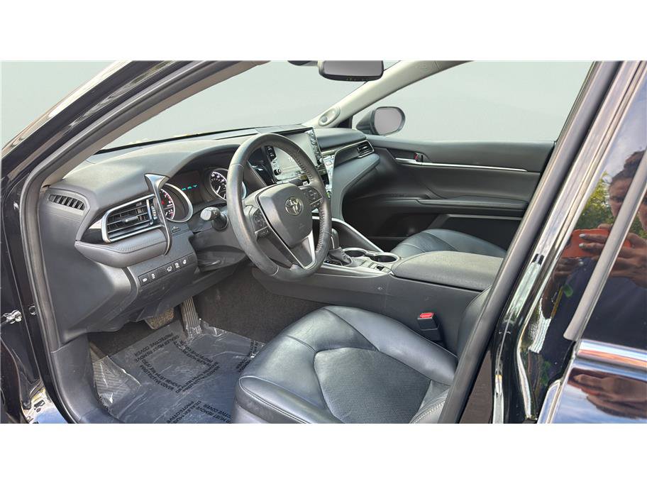 Used 2023 Toyota Camry XLE w/ Navigation Package AWD/4WD image 9
