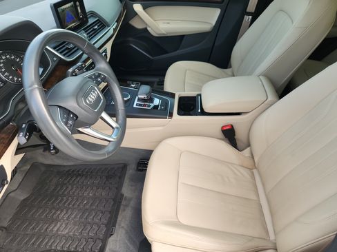 Used 2019 Audi Q5 2.0T Premium AWD/4WD image 14