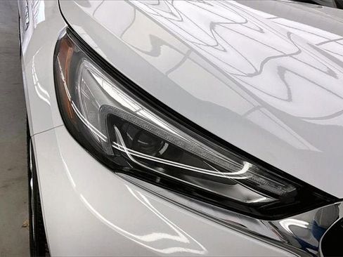 Certified 2021 Buick Enclave Premium w/ Sun and Sites Package image 26