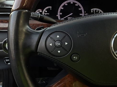 Used 2013 Mercedes-Benz S 550 image 42
