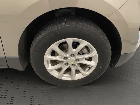 Used 2018 Chevrolet Equinox LT AWD/4WD image 37