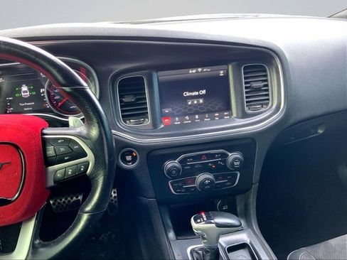 Used 2018 Dodge Charger R/T Scat Pack w/ Dynamics Package RWD image 20