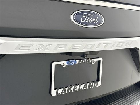 Used 2021 Ford Expedition Platinum image 30