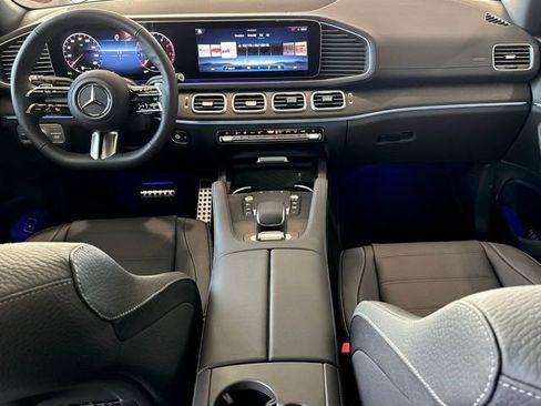 New 2026 Mercedes-Benz GLS 450 4MATIC image 11