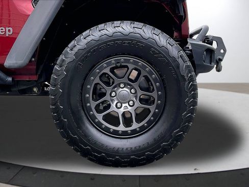 Used 2021 Jeep Wrangler Unlimited Rubicon w/ Xtreme Recon 35" Tire Package AWD/4WD image 32